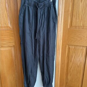 Universal Thread Men's Black Elastic Waist Jogger Pants